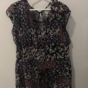 Reitmans Black and Pink Floral Blouse